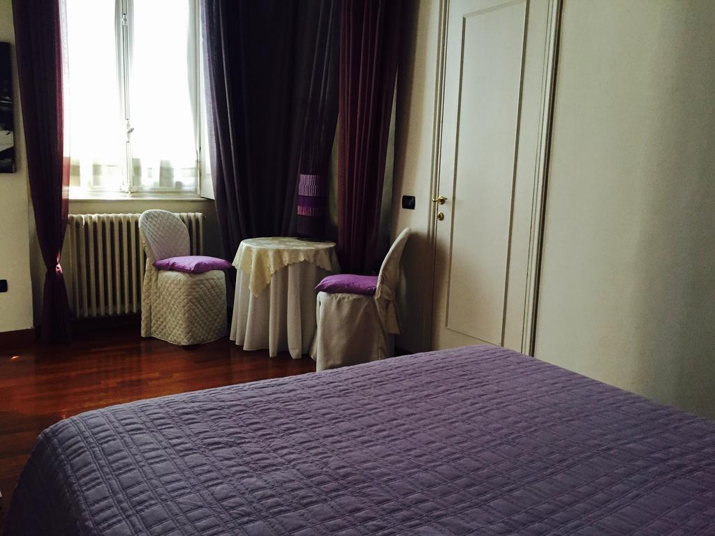 Il Giardino Nascosto Bed & Breakfast Busto Arsizio Rom bilde
